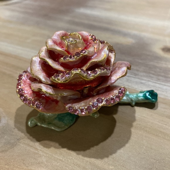Rose trinket box - Picture 4 of 5